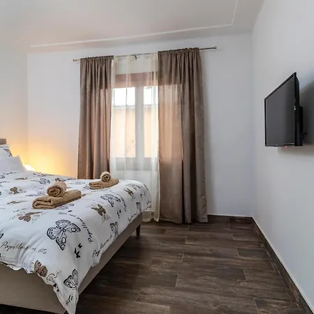 Guest house House Of Surprise